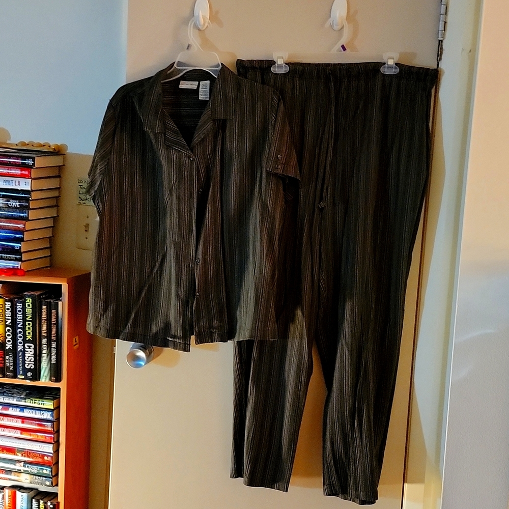 Two piece Extra Large Pants Suit